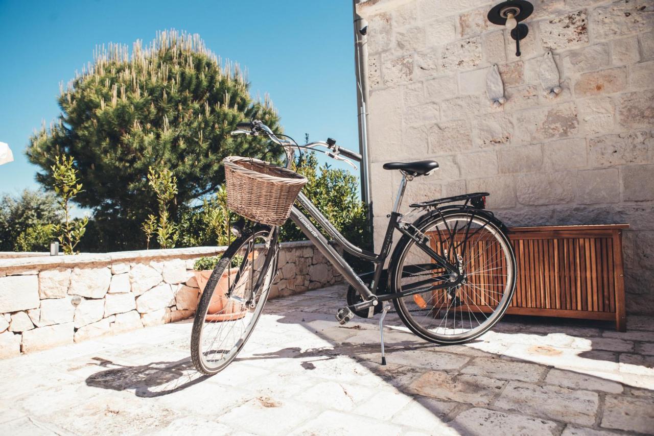 Trullo Grace -Trulli Anti' Charme & Relax Bed & Breakfast อัลเบโรเบลโล ภายนอก รูปภาพ