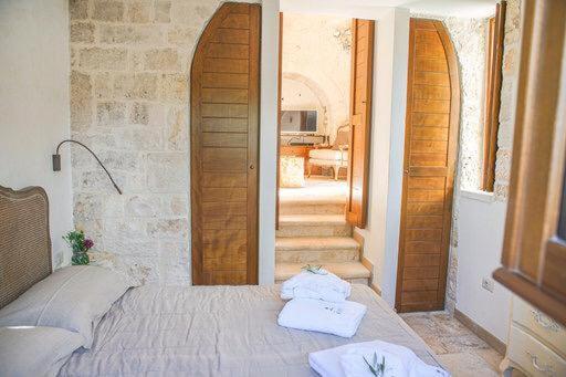 Trullo Grace -Trulli Anti' Charme & Relax Bed & Breakfast อัลเบโรเบลโล ภายนอก รูปภาพ